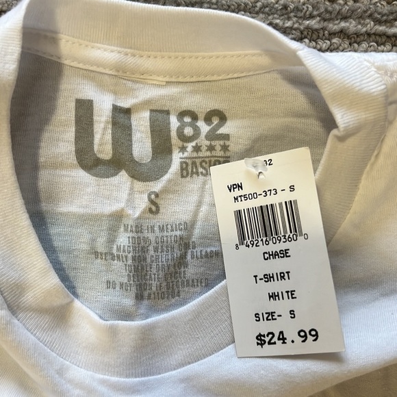 W82 Basics Graphic T-shirt - Picture 3 of 3